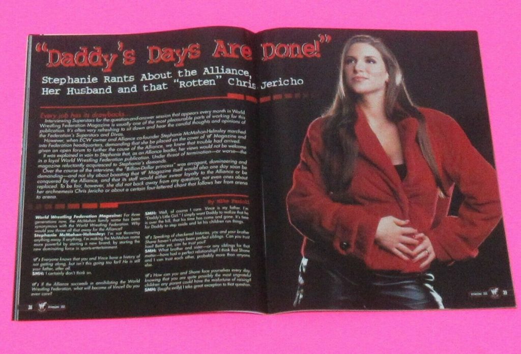 WWF November 2001 Magazine WWE Diva Stephanie McMahon VF Magiks